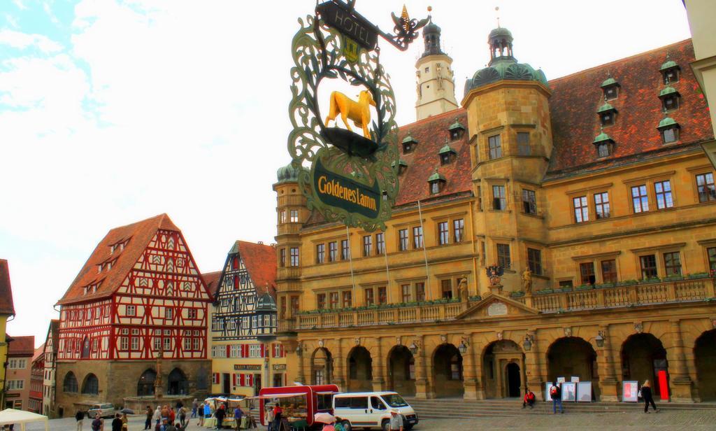 Hotel Goldenes Lamm Rothenburg ob der Tauber Exterior photo